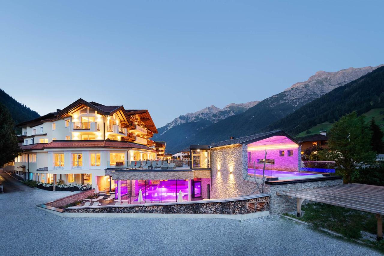 Premium Activehotel Bergkoenig Neustift im Stubaital Eksteriør billede